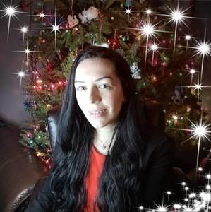 Meet your Posher, Rose abbey